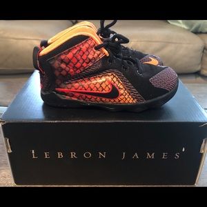 NIKE LEBRON XII (TD) - Preschool Size 9c